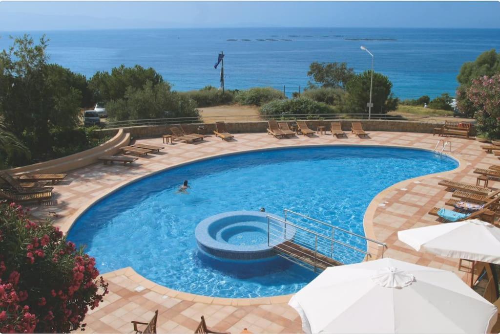 F2 Vue Mer Dans Residence Avec Piscine アジャクシオ エクステリア 写真